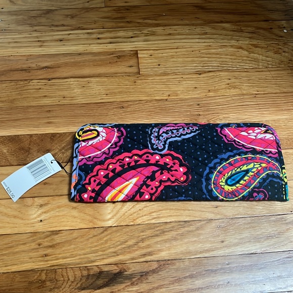 Vera Bradley Accessories - Picture 2 of 6